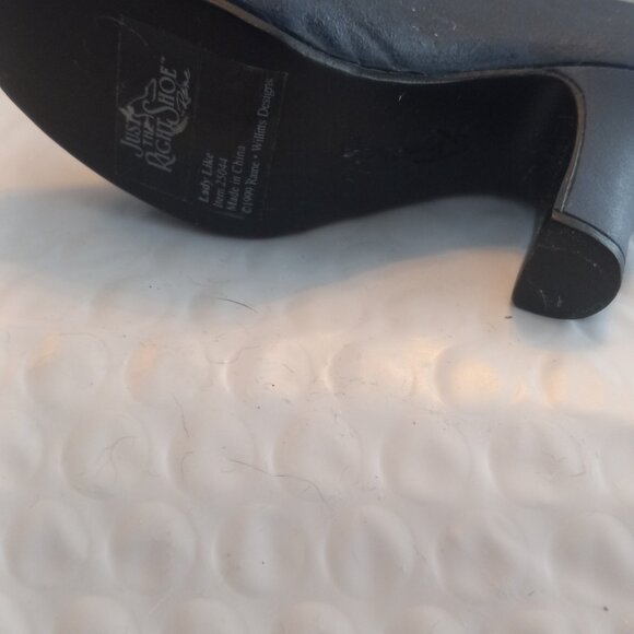 Just The Right Shoe By Raine Lady Like Mini Figurine 25044 - Picture 8 of 10